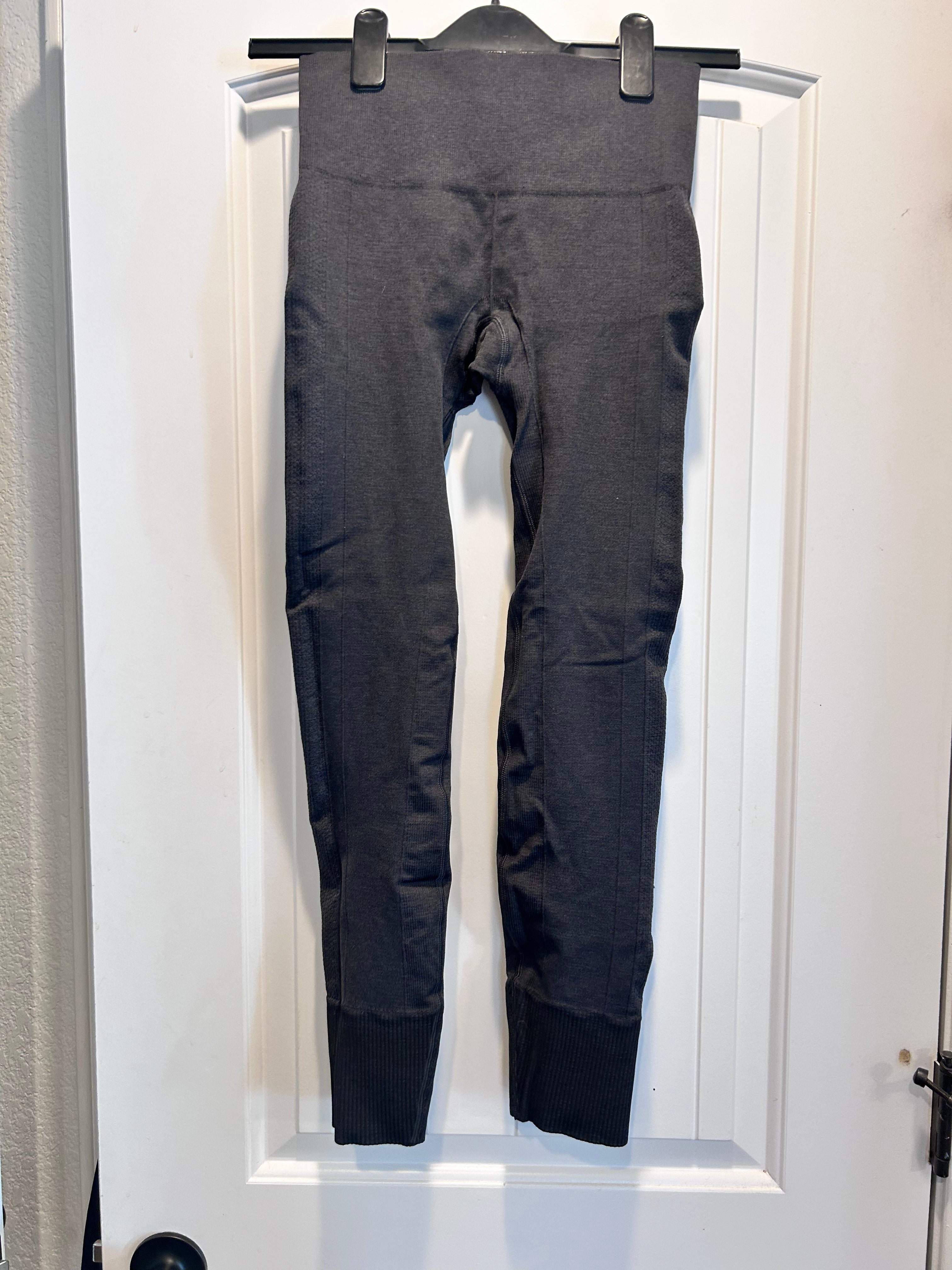 NWOT Lululemon Ebb to Street Seamless Full Length Gray Leggings