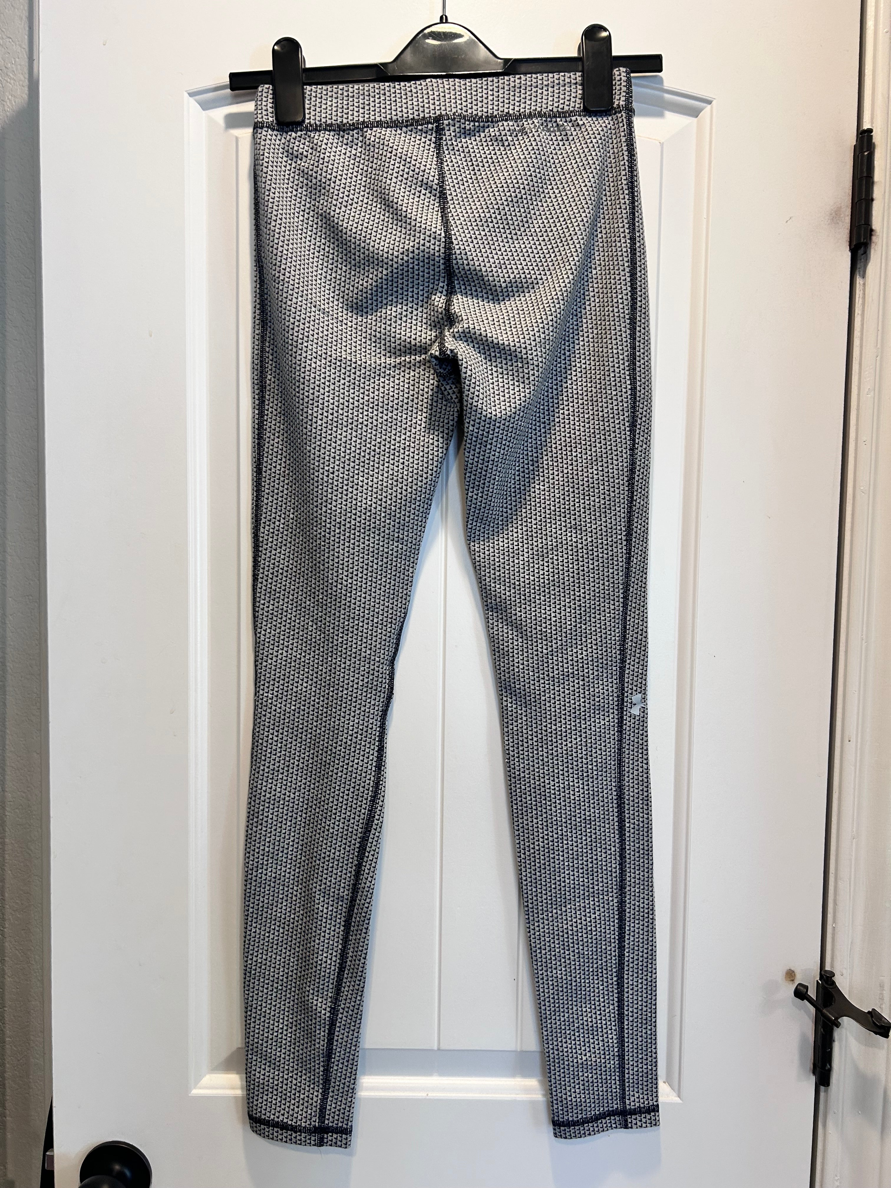 Under Armor Heat Gear Geo Leggings