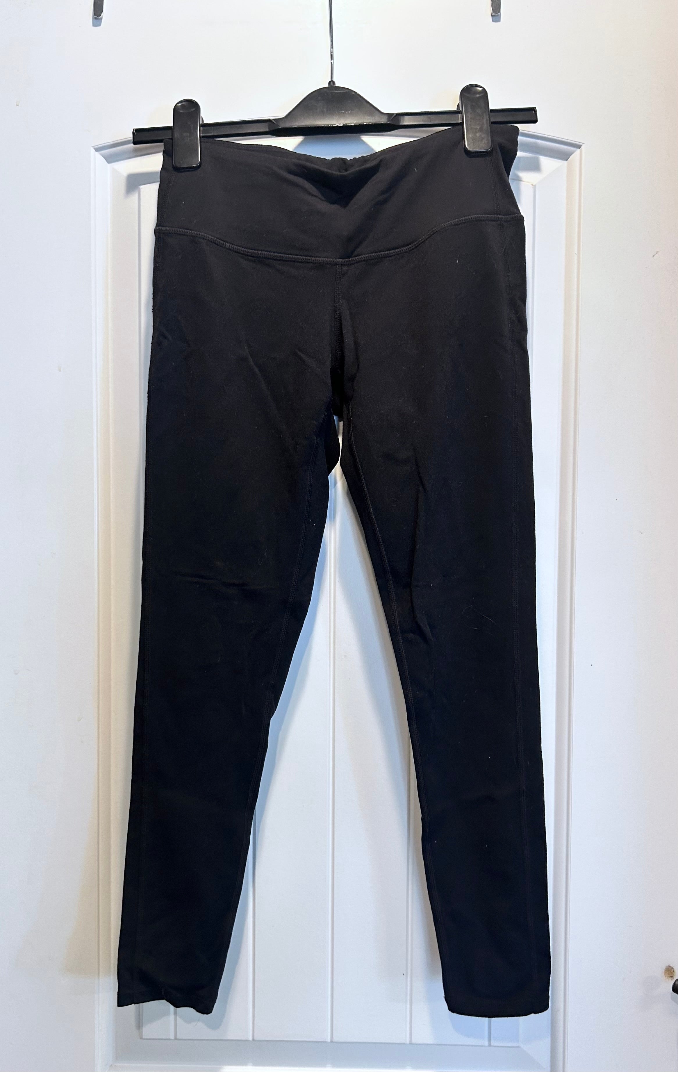 Athleta Pilayo Black Chaturanga Tight/Legging