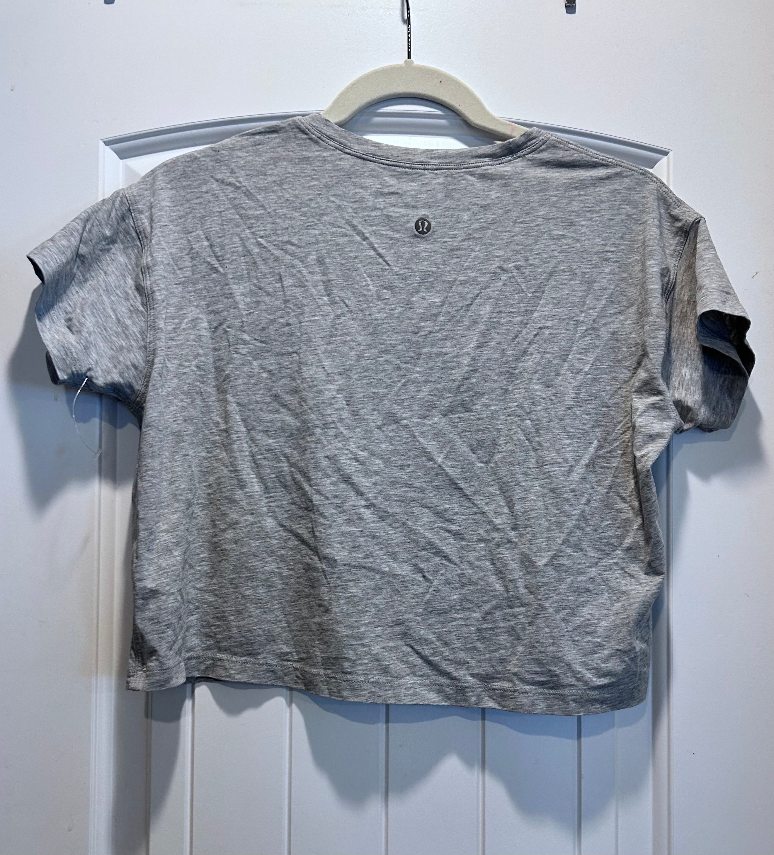 Lululemon Cates Cropped Top Heather Gray Raglan NWOT