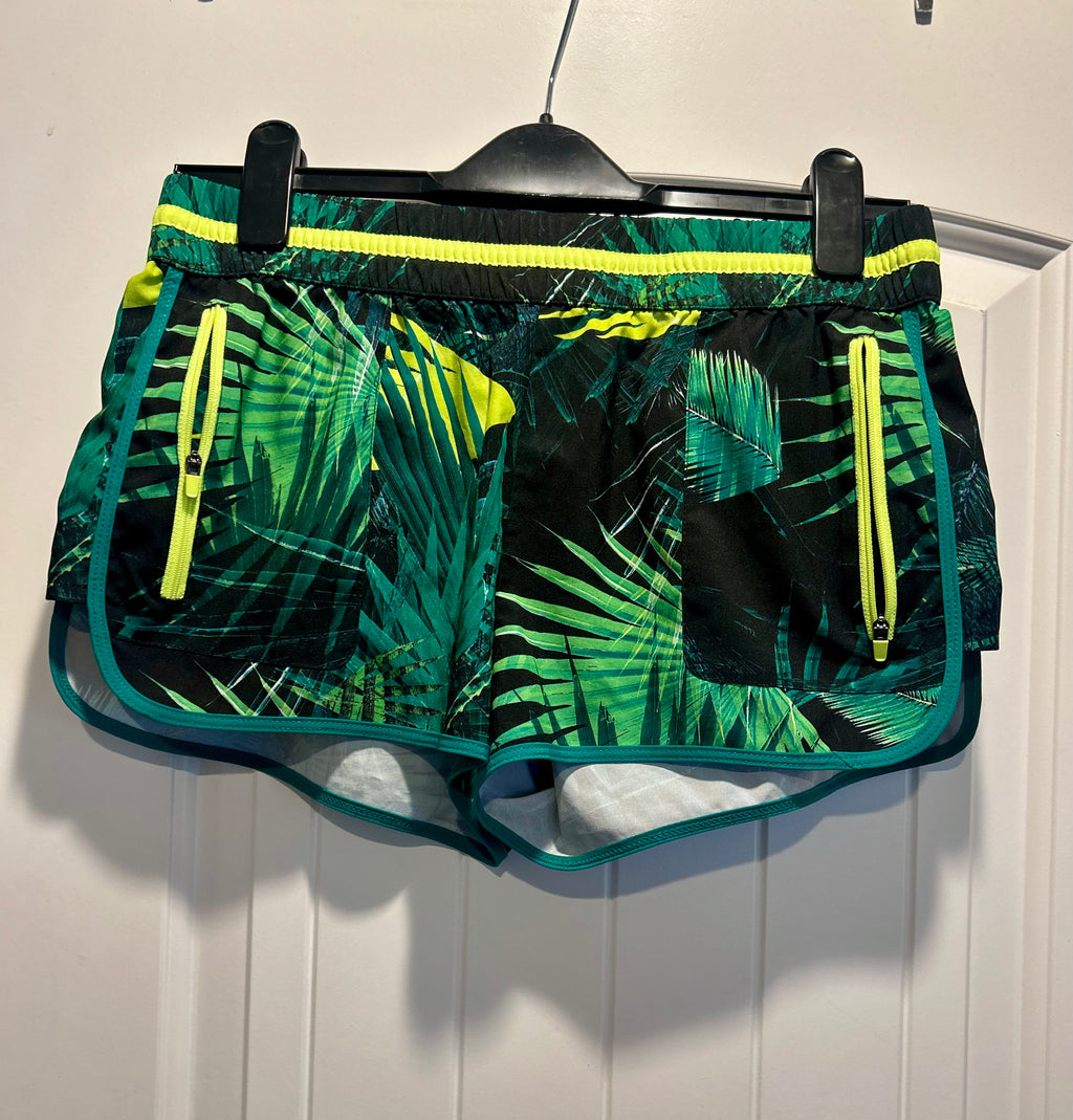 Fabletics Tyson Lightweight Short- Green Palm