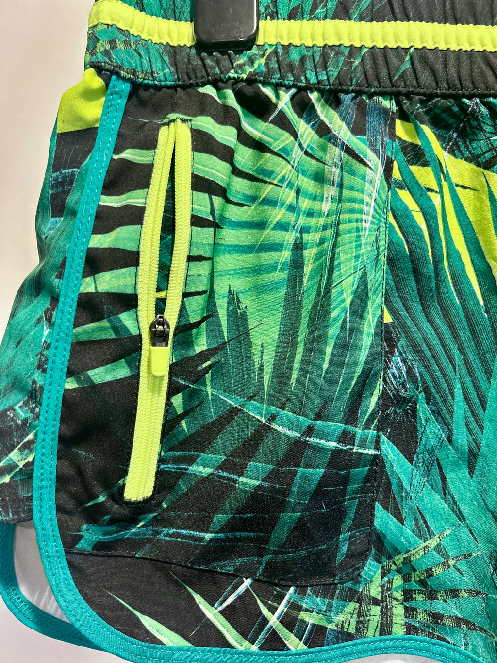 Fabletics Tyson Lightweight Short- Green Palm