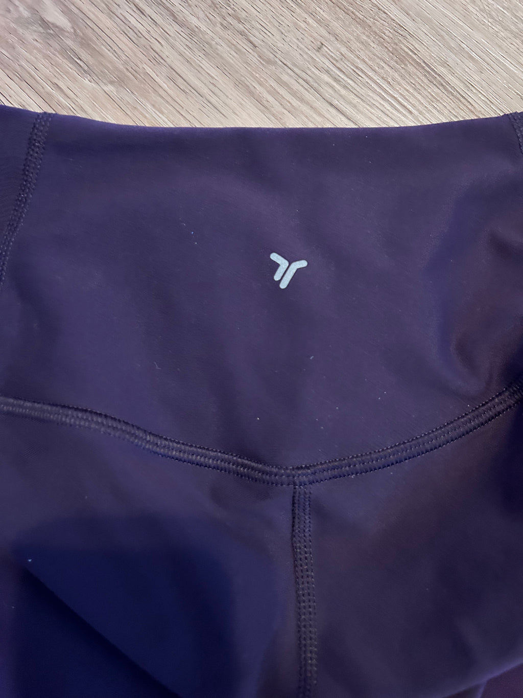 Old Navy Go Dry Powersoft Active Leggings- Purple Plum