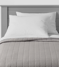 New Pillowfort Full/Queen Box Stitched Quilt- Gray